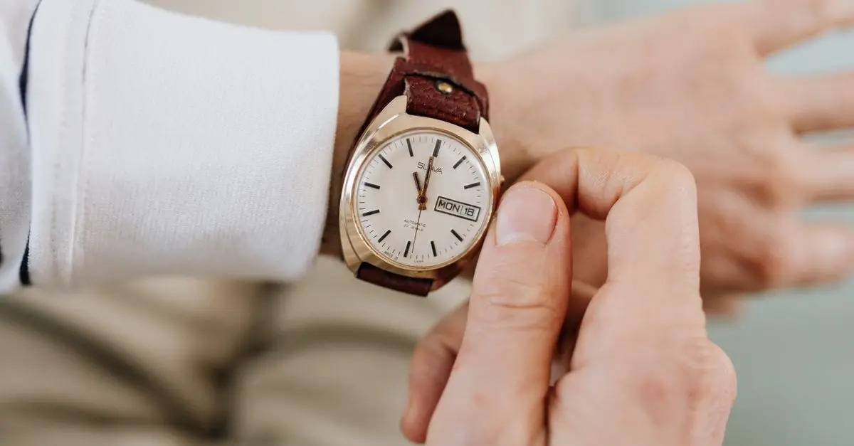 Estimer la valeur d'une montre : Guide complet
